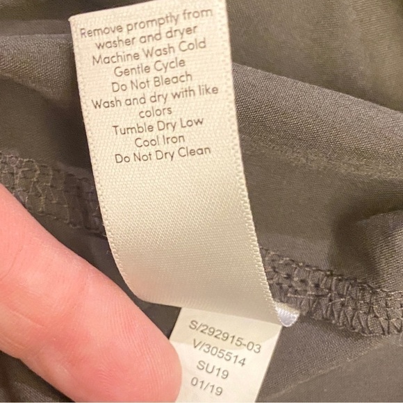 Athleta 6 Skyline Paper Bag Waist Ankle Length Travel Pants Army Olive Green - Picture 11 of 15